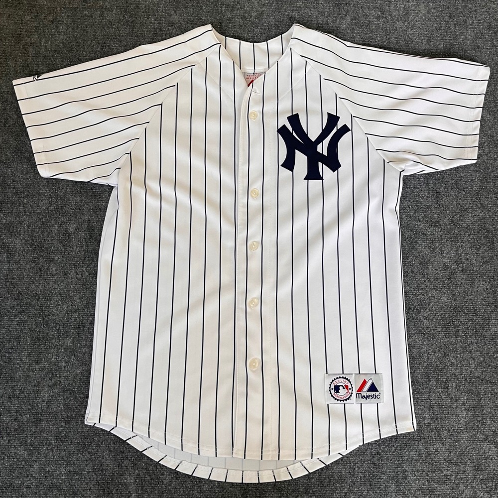Majestic New York Yankees MLB Baseball Jersey White Pinstripe Mens Medium 6400